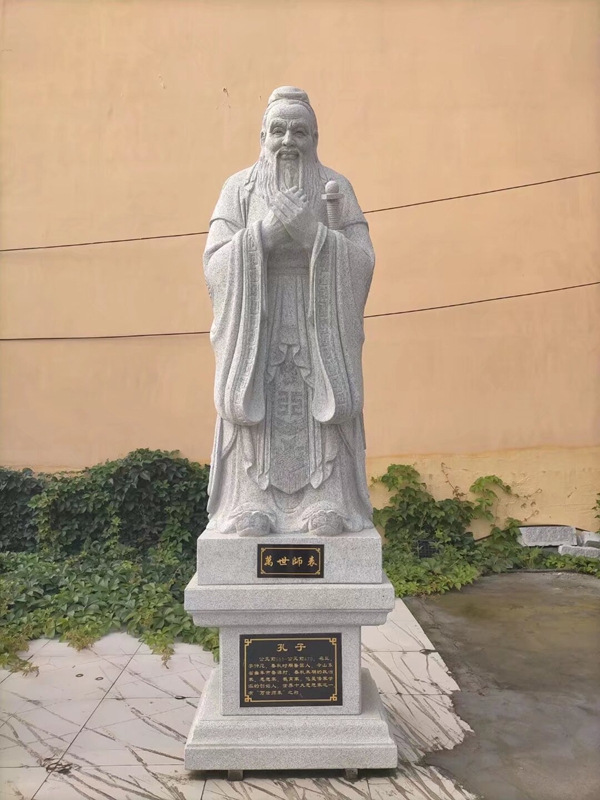 如何选择适配校园文化需求的校园雕塑供应商