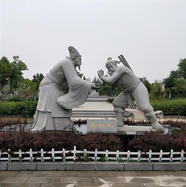 怎么选择适配多元场景的人物雕塑